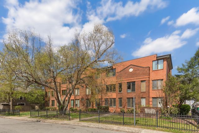 2110 Portland Ave Apt 303, Nashville, TN 37212