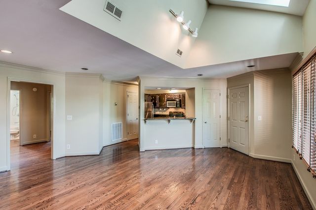 2110 Portland Ave Apt 303, Nashville, TN 37212