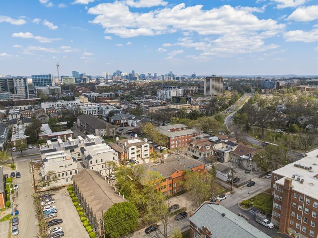 2110 Portland Ave Apt 303, Nashville, TN 37212