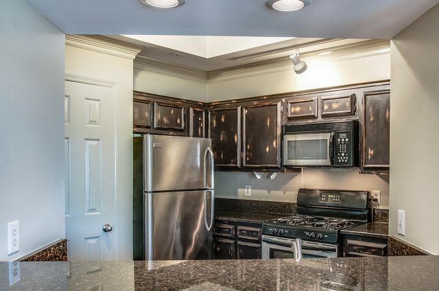 2110 Portland Ave Apt 303, Nashville, TN 37212