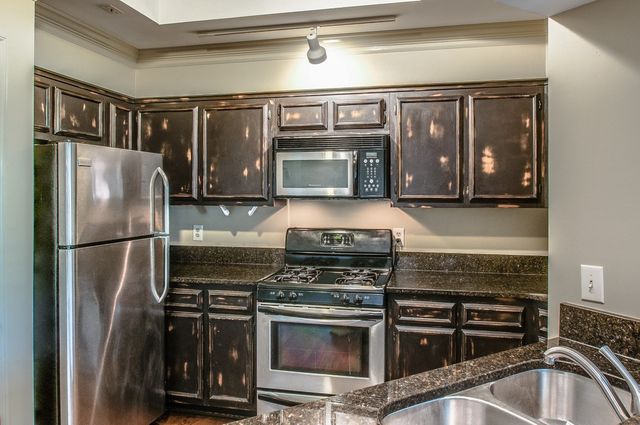 2110 Portland Ave Apt 303, Nashville, TN 37212