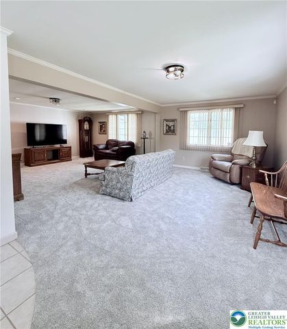 909 Flexer Avenue, Salisbury Twp, PA 18103