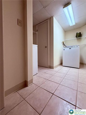 909 Flexer Avenue, Salisbury Twp, PA 18103