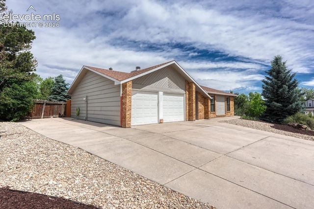 3355 Mirage Drive, Colorado Springs, CO 80920