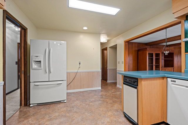 1316 N 23rd STREET, Manitowoc, WI 54220