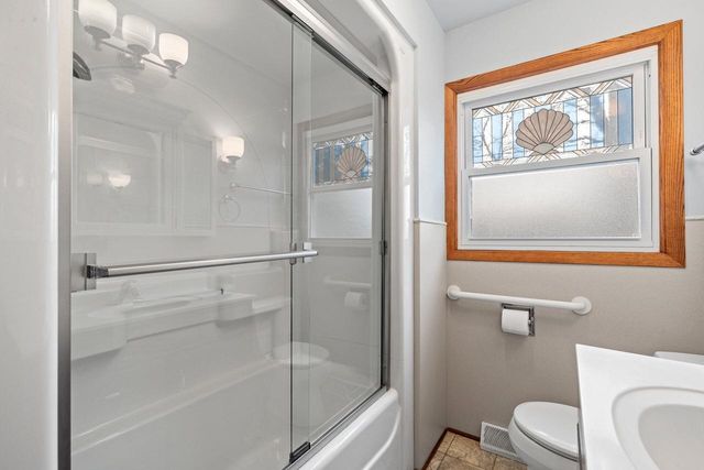 1316 N 23rd STREET, Manitowoc, WI 54220