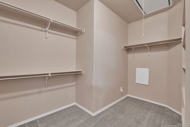 10526 Corvey Ln, Helotes, TX 78023