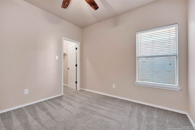 10526 Corvey Ln, Helotes, TX 78023