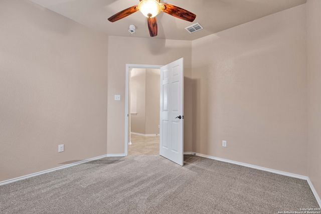 10526 Corvey Ln, Helotes, TX 78023