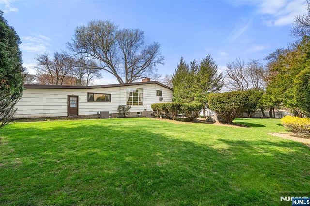 970 Soldier Hill Road, Emerson, NJ 07630