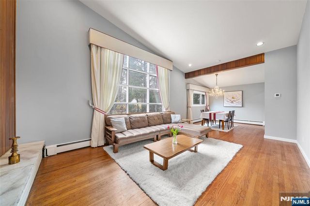 970 Soldier Hill Road, Emerson, NJ 07630