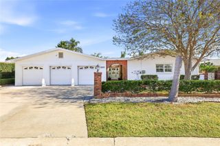 3927 VERSAILLES DRIVE, Tampa, FL 33634