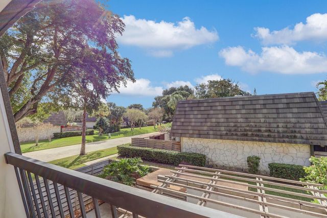 803 8th Terrace, Palm Beach Gardens, FL 33418