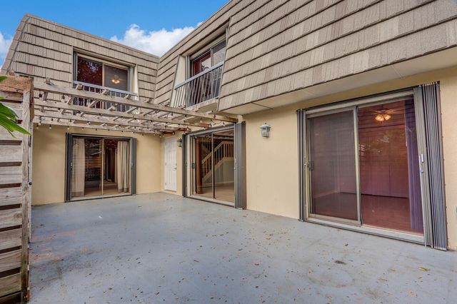 803 8th Terrace, Palm Beach Gardens, FL 33418