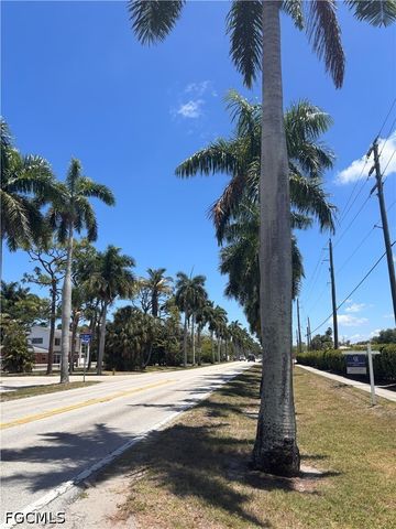 12515 McGregor BLVD 104, Fort Myers, FL 33919