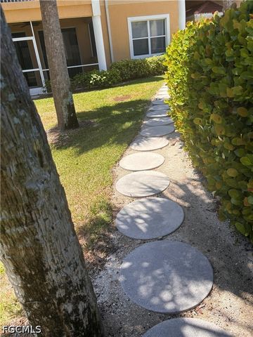 12515 McGregor BLVD 104, Fort Myers, FL 33919