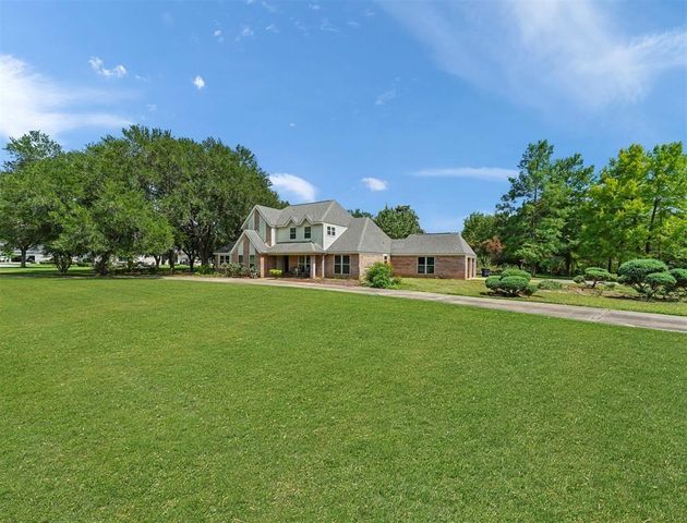214 Caleta Circle, Richmond, TX 77406