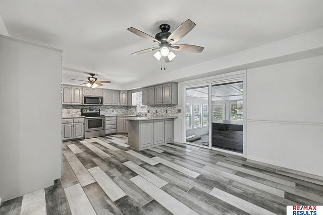 20116 Binney Circle, Omaha, NE 68022