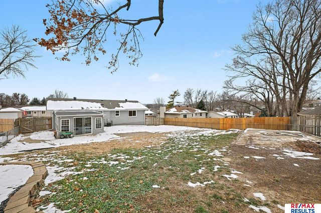 20116 Binney Circle, Omaha, NE 68022