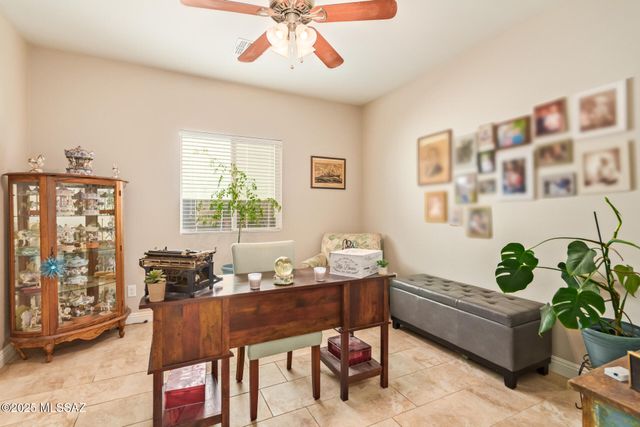 21458 E Patriot Lane, Red Rock, AZ 85145