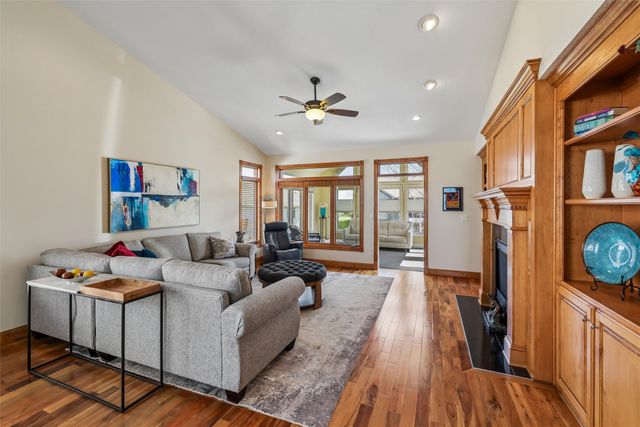 3505 154th Street, Urbandale, IA 50323