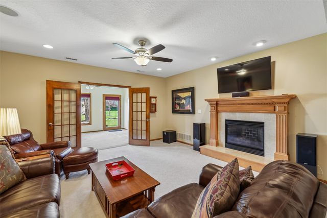 3505 154th Street, Urbandale, IA 50323