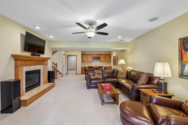 3505 154th Street, Urbandale, IA 50323