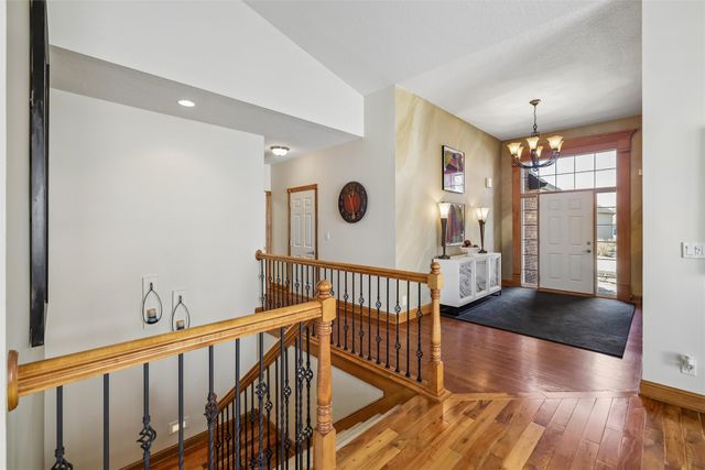 3505 154th Street, Urbandale, IA 50323