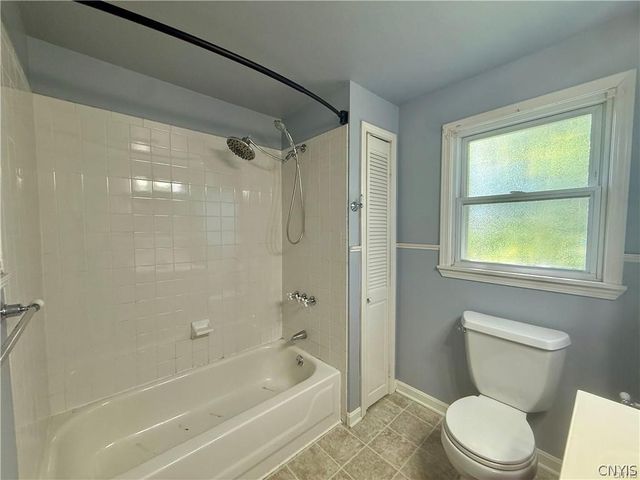 1038 Sunnycrest Road, Syracuse, NY 13206