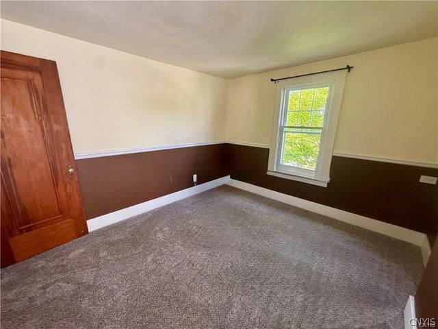 1038 Sunnycrest Road, Syracuse, NY 13206