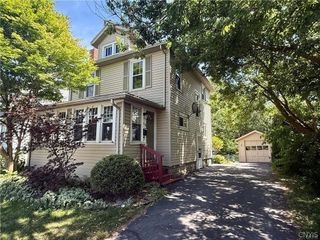 1038 Sunnycrest Road, Syracuse, NY 13206