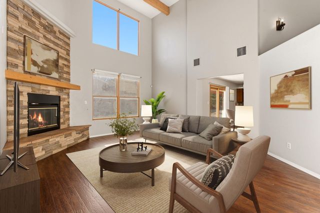 8635 Casa Verde Avenue NW, Albuquerque, NM 87120