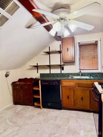 131 william Street, South River, NJ 08882