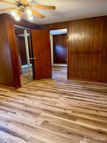 131 william Street, South River, NJ 08882