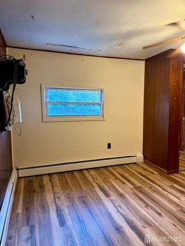 131 william Street, South River, NJ 08882