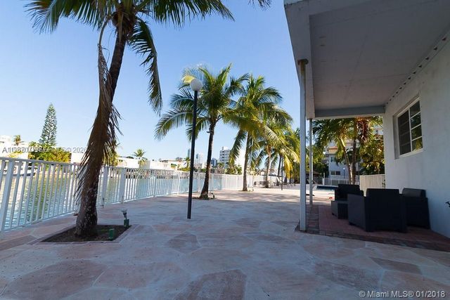 7207 Bay Dr 19, Miami Beach, FL 33141