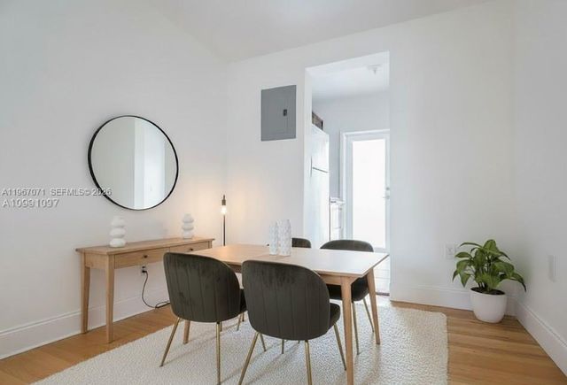 7207 Bay Dr 19, Miami Beach, FL 33141