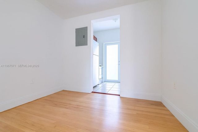 7207 Bay Dr 19, Miami Beach, FL 33141