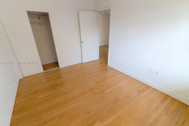 7207 Bay Dr 19, Miami Beach, FL 33141