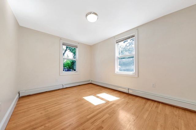 4 School St 2, Boston, MA 02119