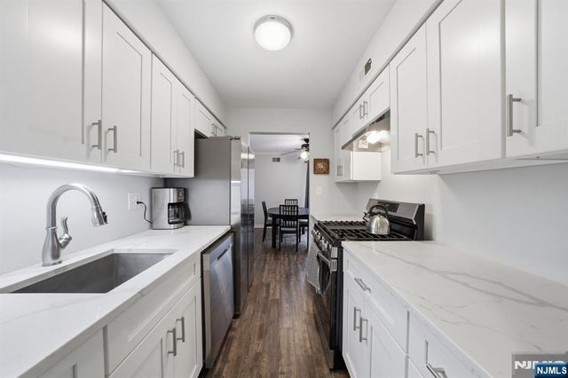 825 Riverside Avenue 203, Lyndhurst, NJ 07071