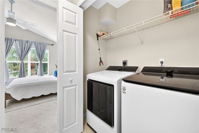 8410 Village Edge CIR 4, Fort Myers, FL 33919