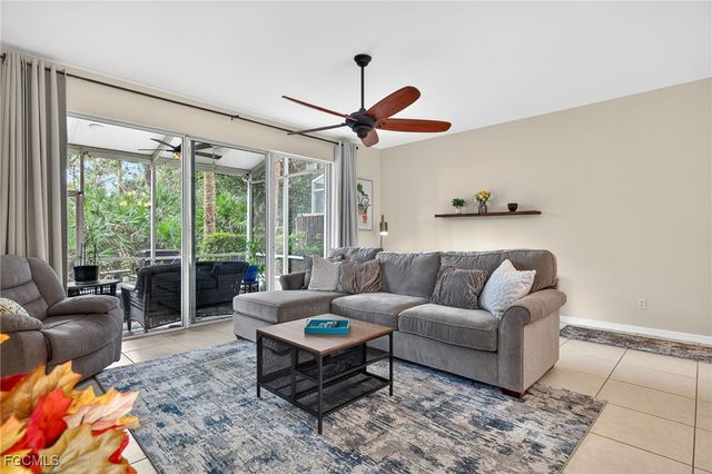 8410 Village Edge CIR 4, Fort Myers, FL 33919