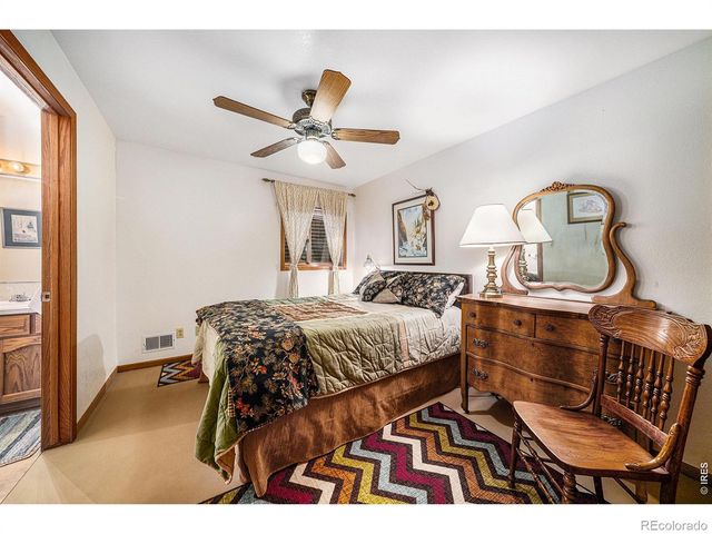 4601 Sunshine Court, Loveland, CO 80537