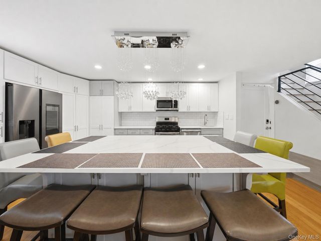 320 Highland Avenue, Mount Vernon, NY 10553