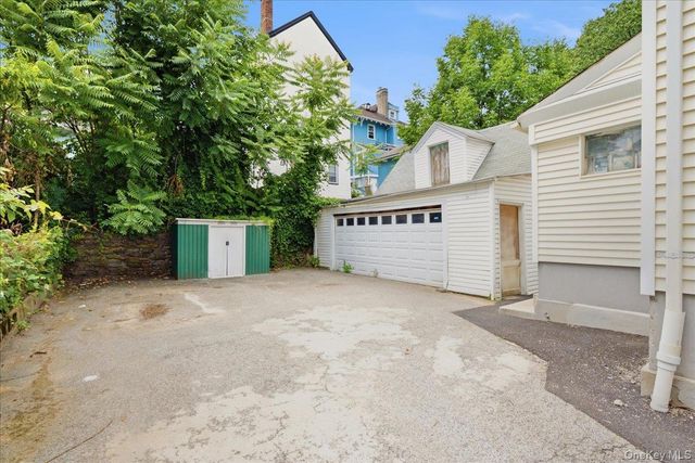 320 Highland Avenue, Mount Vernon, NY 10553