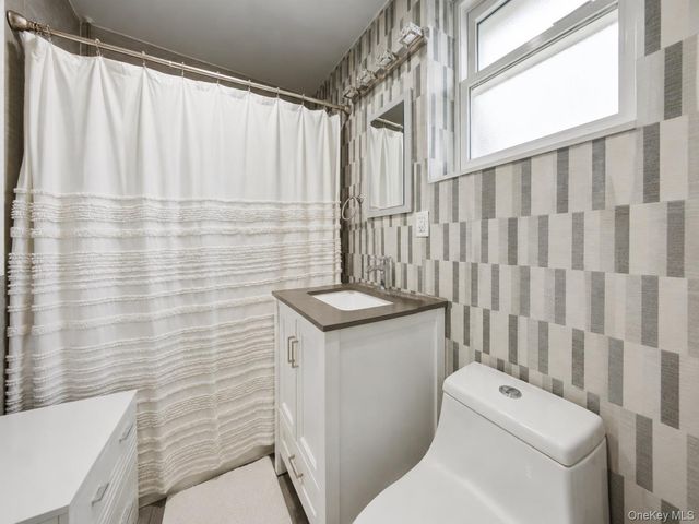 320 Highland Avenue, Mount Vernon, NY 10553