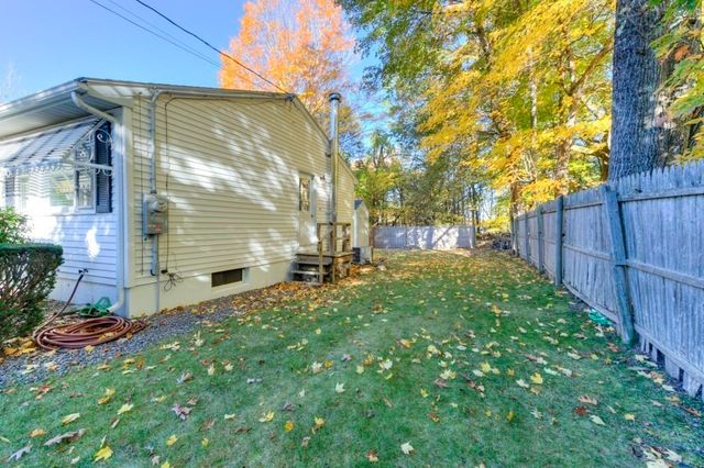 19 Joppa Rd, Worcester, MA 01602