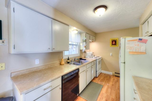 19 Joppa Rd, Worcester, MA 01602