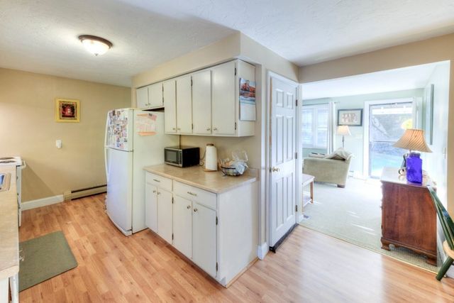 19 Joppa Rd, Worcester, MA 01602